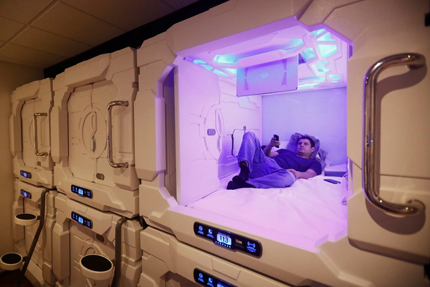 Izzzleep Aeropuerto Terminal 2 Home6